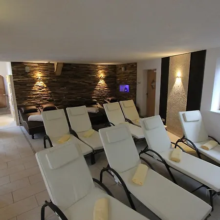 Lechthaler 3*