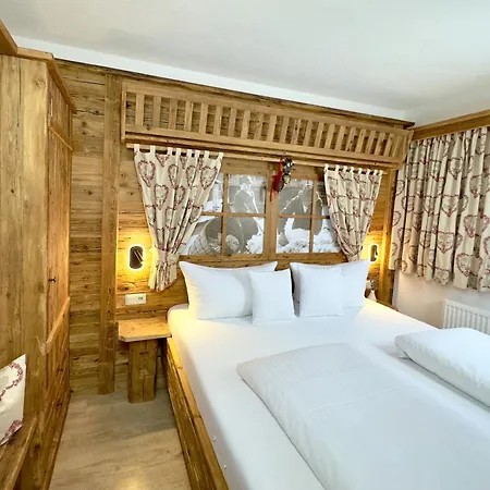 Guest house Lechthaler 3*