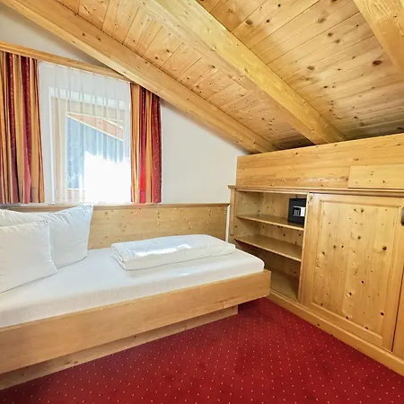 Pensjonat Lechthaler St. Anton am Arlberg