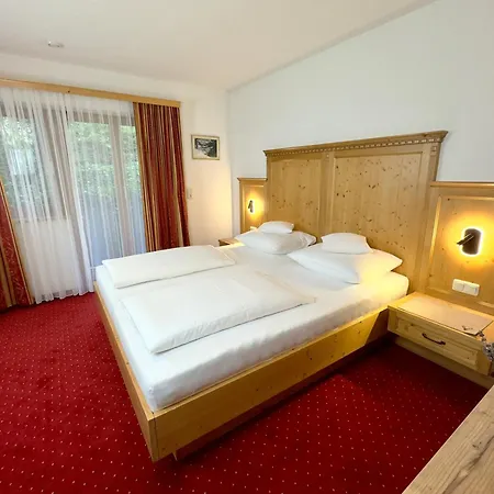 Lechthaler Pensjonat 3*