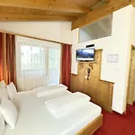 Lechthaler 3*